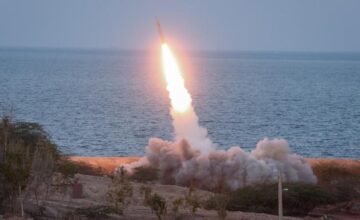 Iran launches new attacks on Israeli and US targets