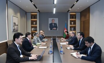 Jeyhun Bayramov met with the Executive Director of the UN Human Settlements Programme