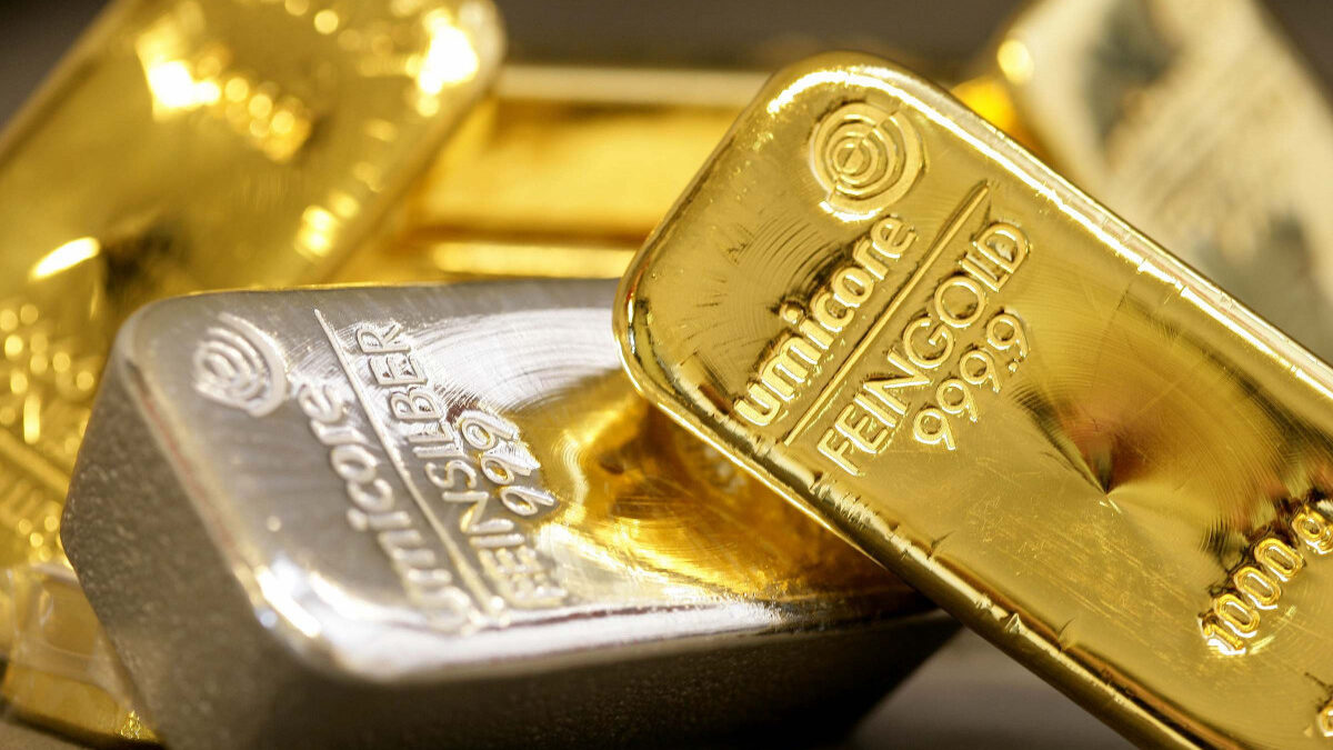 Gold prices rise, silver prices fall in commodity markets