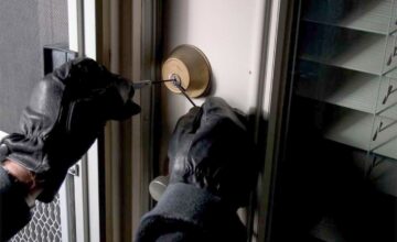 Persons stealing from houses in the capital have been detained
