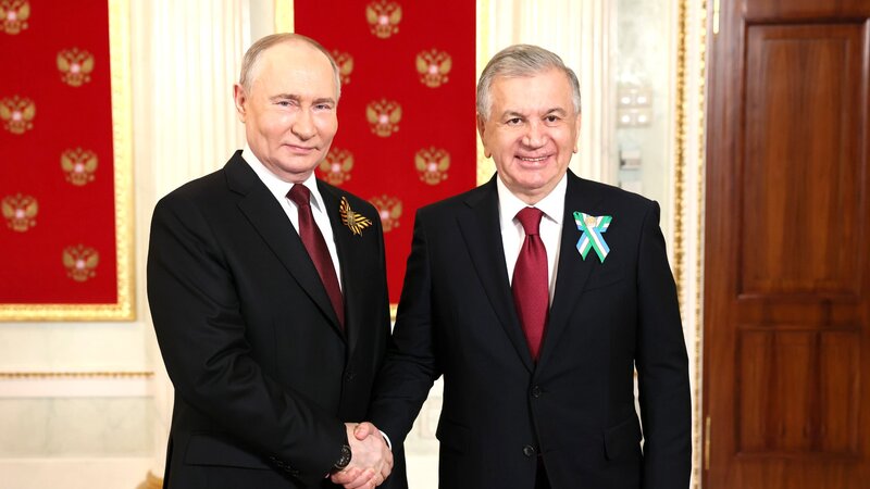 Uzbek President held a phone conversation with Putin
