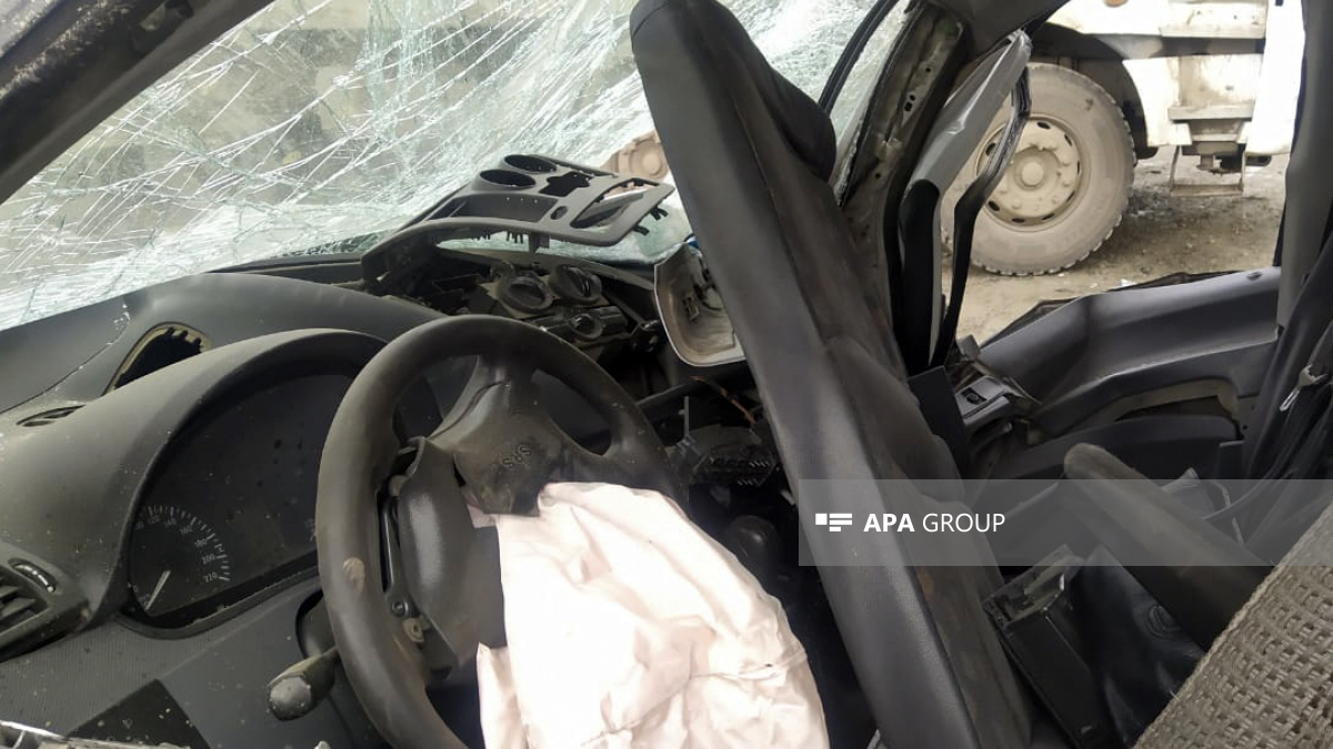 Cargo trucks collided on Baku-Guba road, injured reported – VIDEO