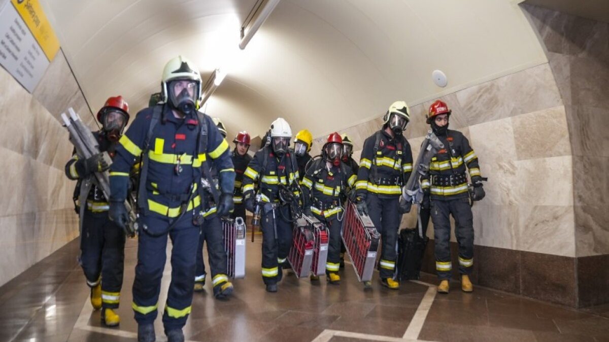 MES conducted a tactical-special exercise at “Jafar Jabbarli” and “Khatai” stations – VIDEO