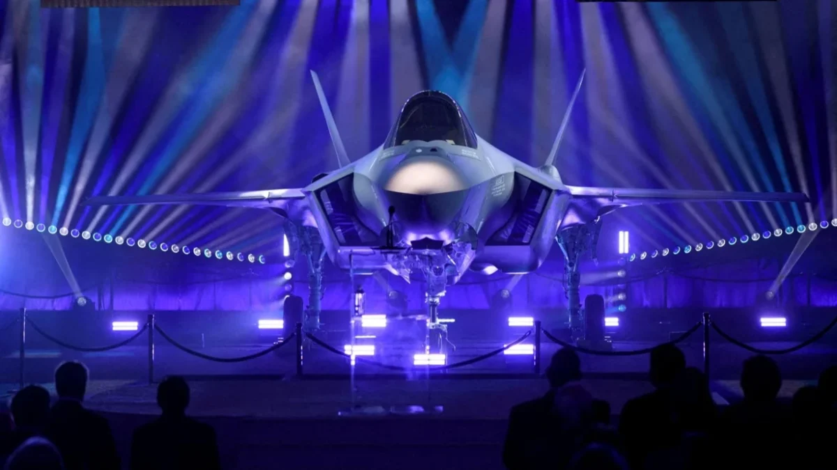 F-35 shot down a Russian aircraft for the first time