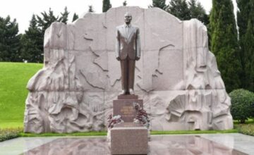 President of Latvia visited the grave of National Leader Heydar Aliyev