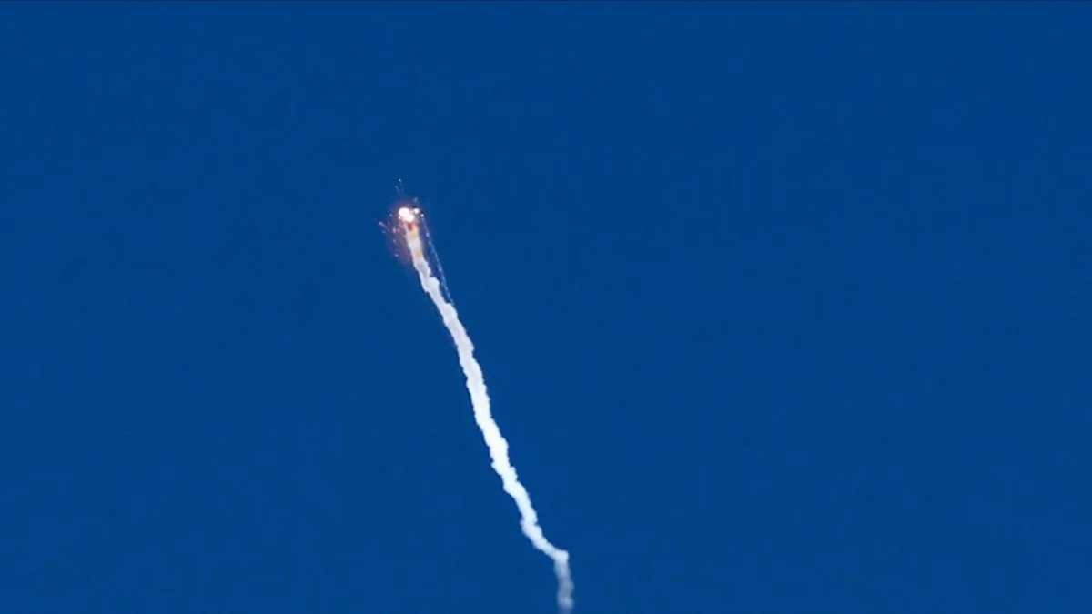 US-Israel Attacks Khorramabad Airport in Iran