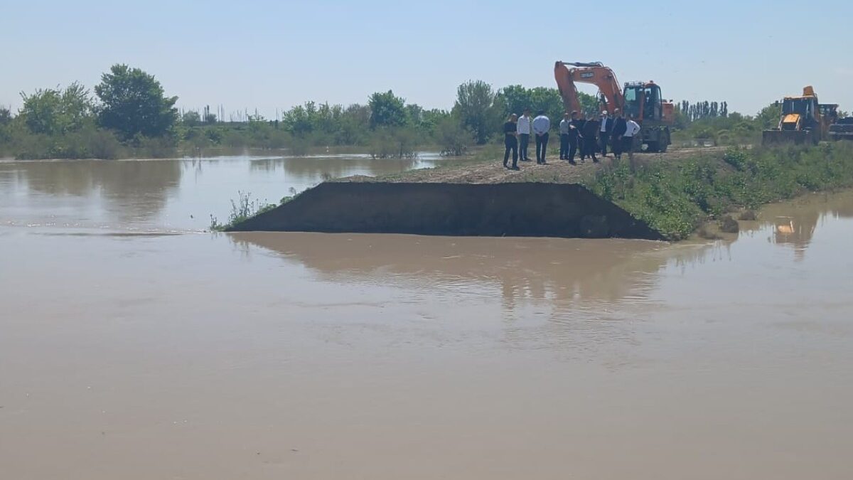 Water level in the Kura River has risen, a dam has breached in the Gargar River – PHOTO