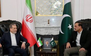 Abbas Araghchi met with the commander of the Pakistan Army
