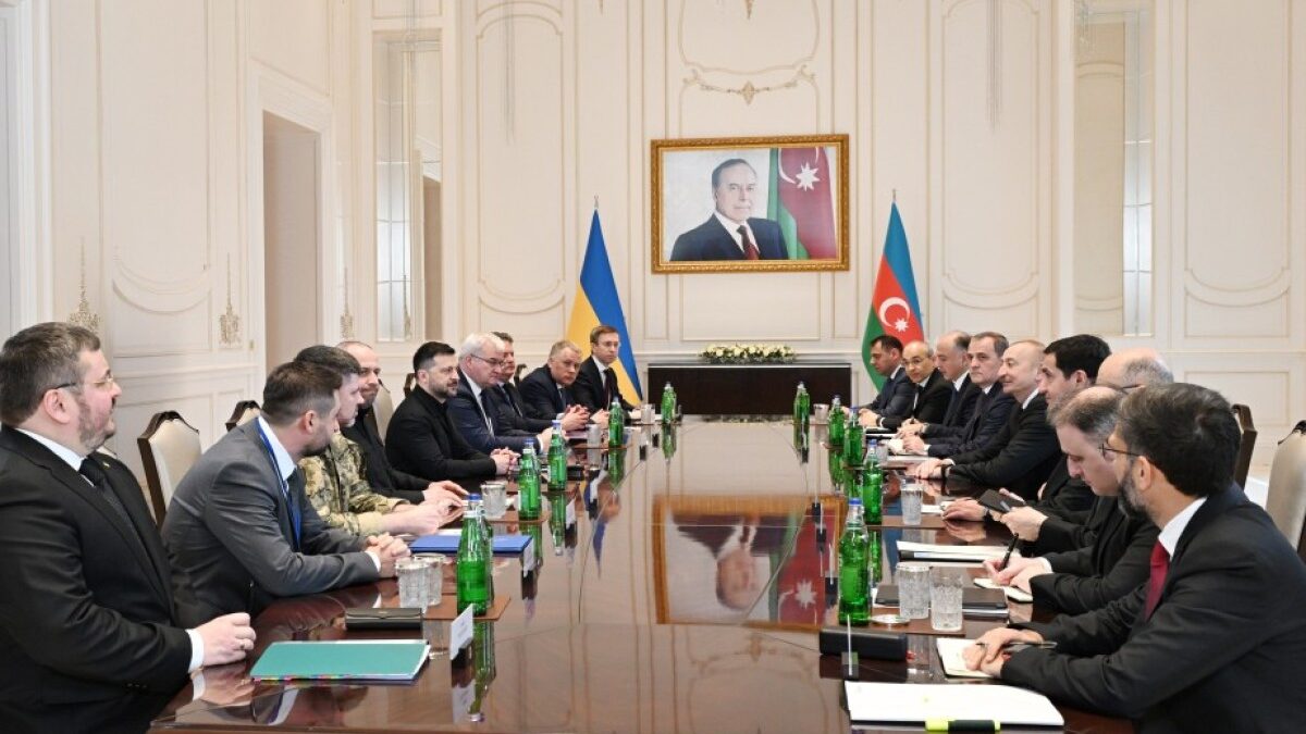 President Ilham Aliyev’s expanded meeting with Volodymyr Zelenskyy held in Gabala – UPDATED