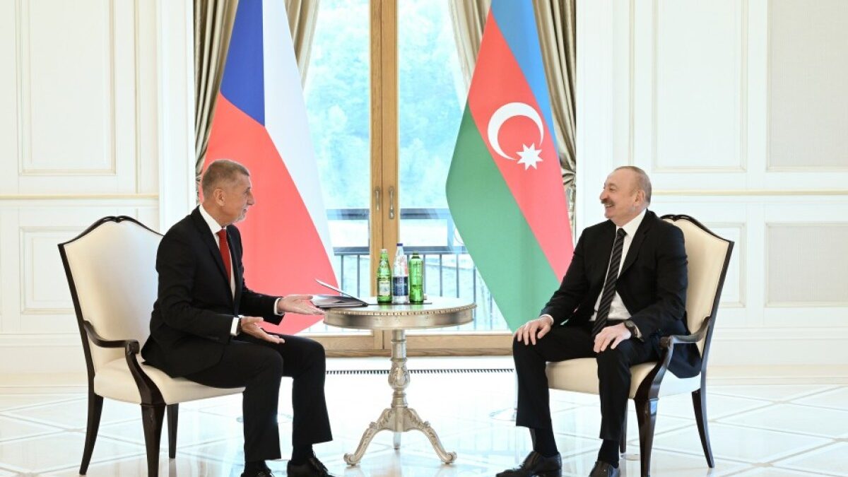 President Ilham Aliyev held a one-on-one meeting with the Prime Minister of the Czech Republic in Gabala