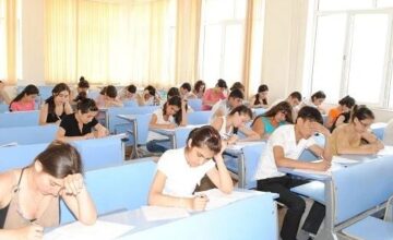 11th-grade students will write an essay in the graduation exam