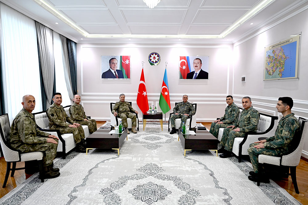 Hikmet Mirzayev met with Turkish general (PHOTO)