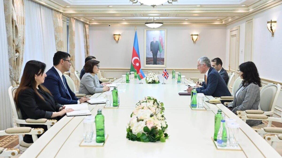 Speaker of the Milli Majlis meets with British Ambassador