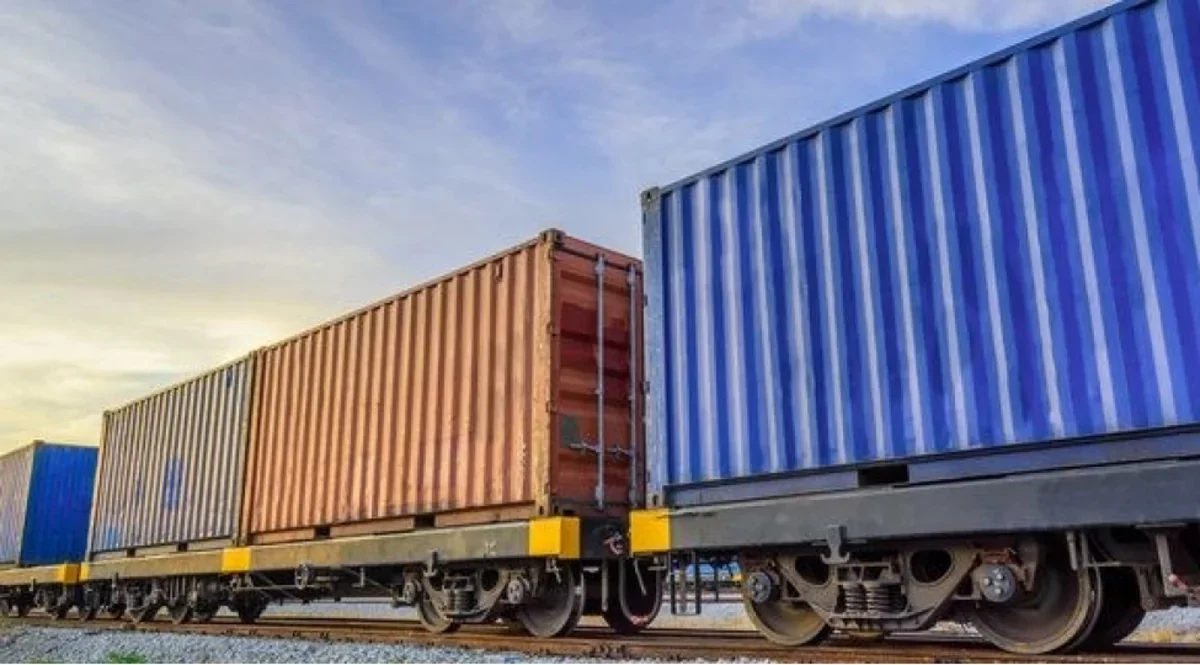 Railway freight transport increased in March