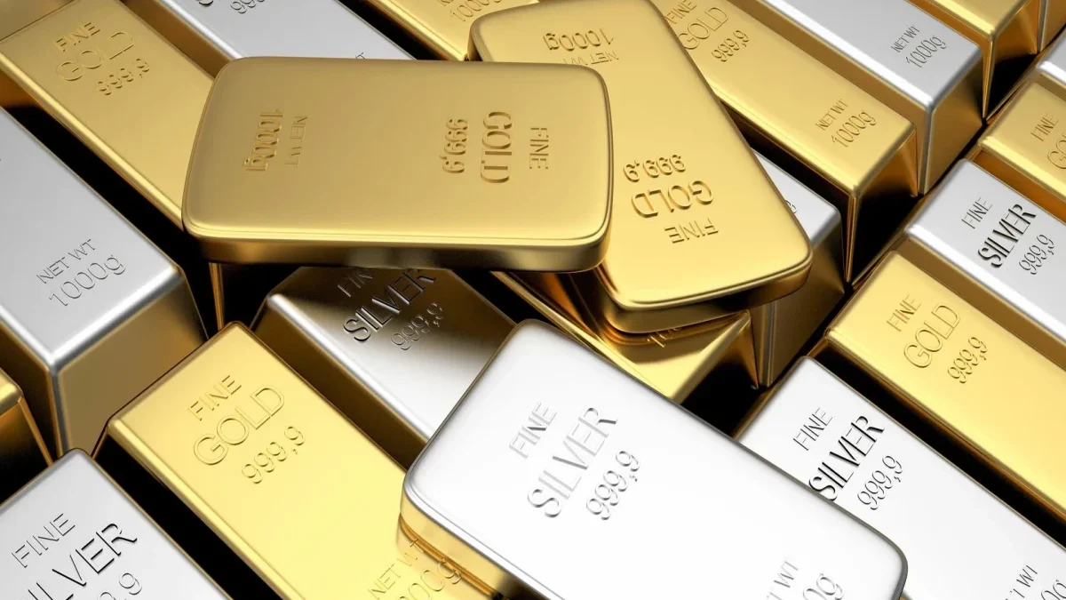 Gold and silver cheaper in commodity markets