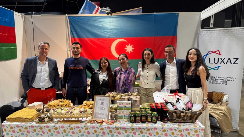 Azerbaijani stand draws great interest in Luxembourg