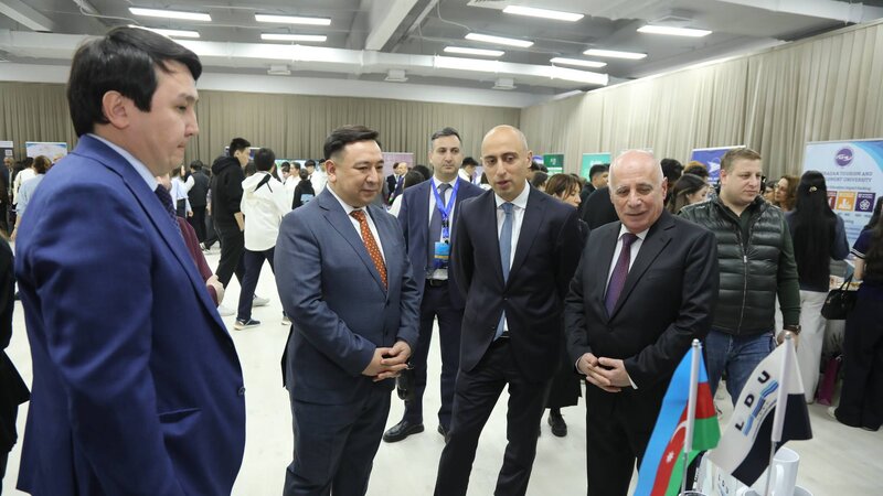 Minister visited the “Study in Azerbaijan” international education exhibition in Kazakhstan