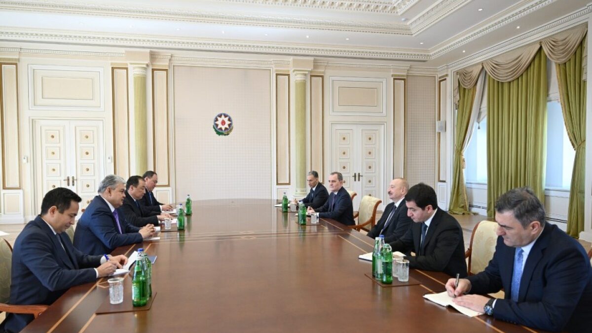 President Ilham Aliyev received the Foreign and Transport Ministers of Kazakhstan