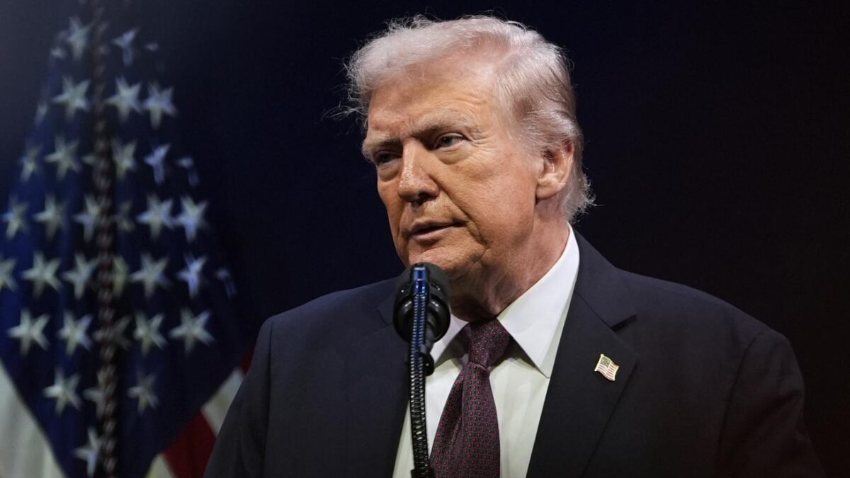 Trump: “A very productive regime change has taken place in Iran”