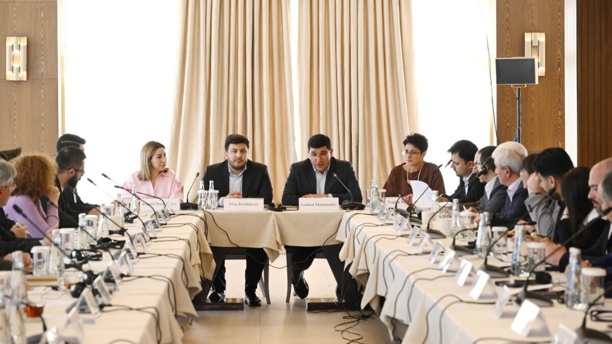 Round table held with the participation of representatives of Azerbaijan and Armenia – PHOTO