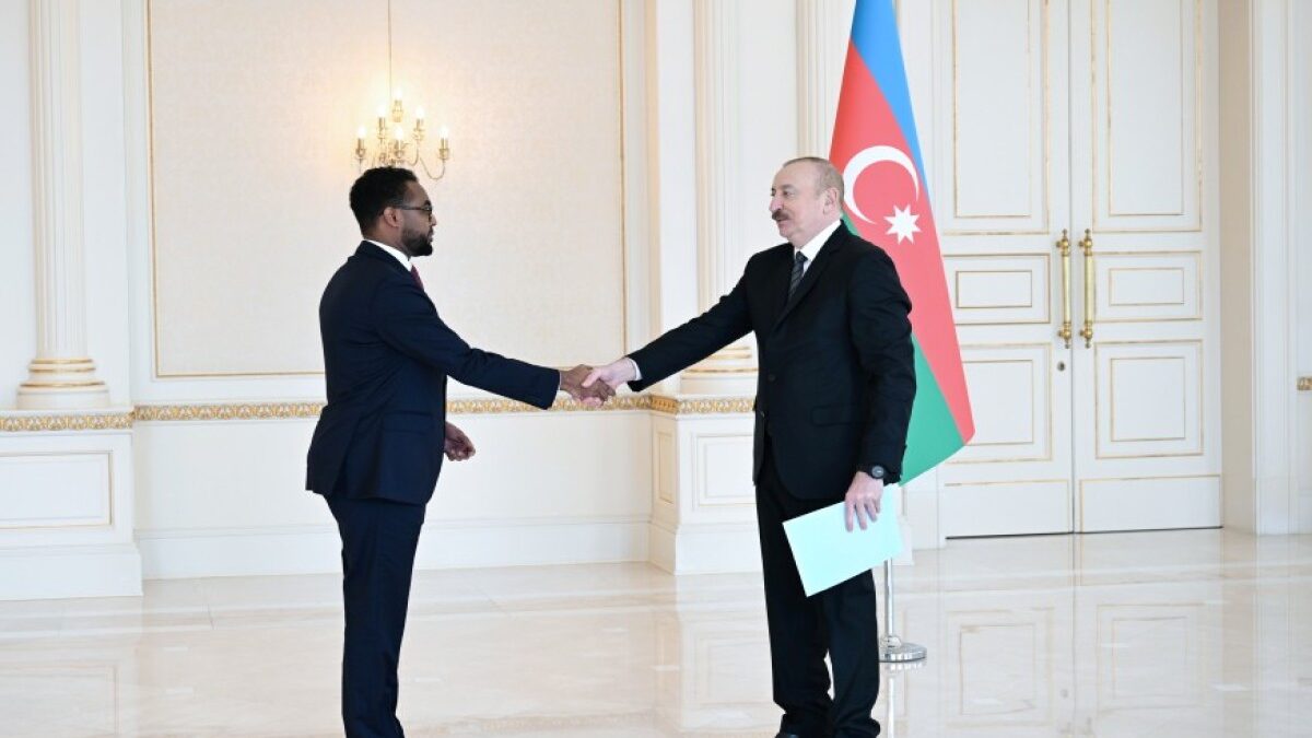 President Ilham Aliyev has received the new ambassador of Somalia