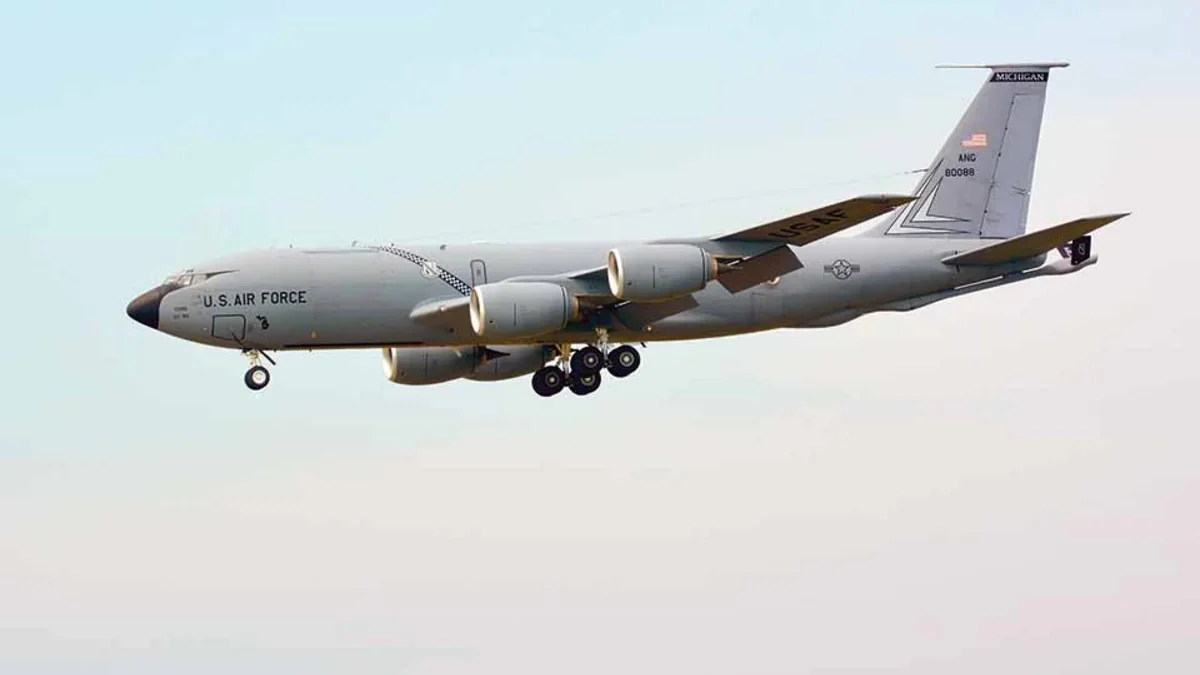 Distress over the Mediterranean: US plane issued a distress signal
