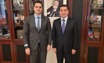 Hikmet Hajiyev and Elchin Gasimov discussed cooperation between Baku and Bratislava