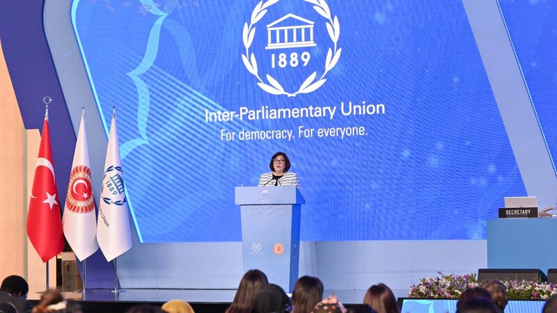 Sahiba Gafarova spoke at the Women Parliamentarians Forum in Istanbul