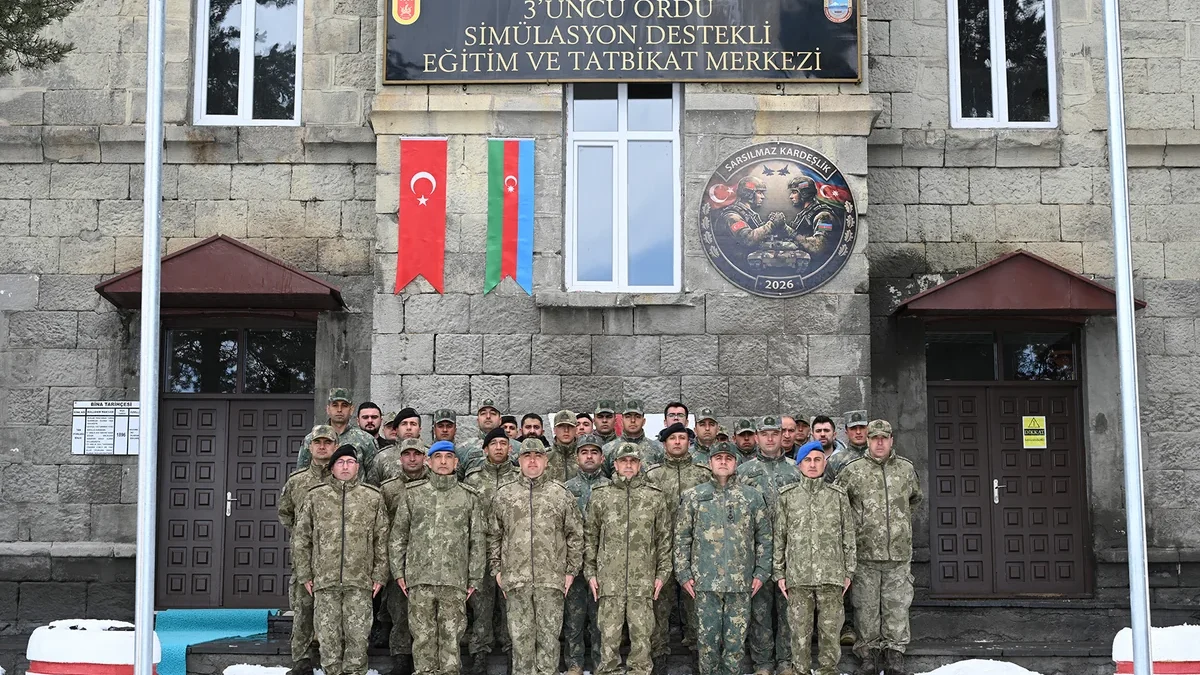 Joint exercise of Turkish and Azerbaijani servicemen held in Kars