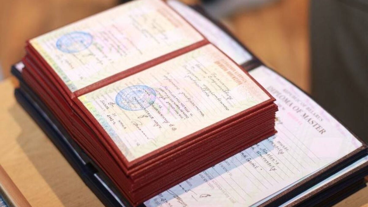 Diplomas of 255 people studying abroad have not been recognized