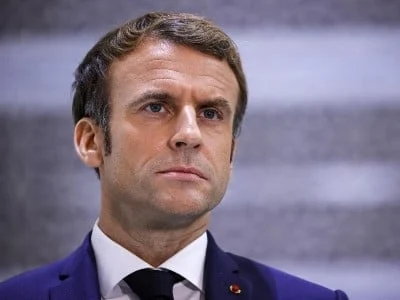 Macron intends to restore relations with the Iranian government