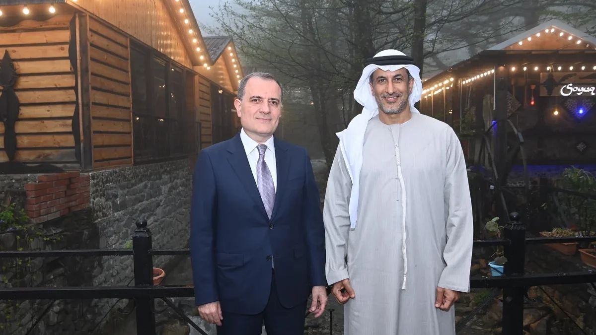 Jeyhun Bayramov met with a delegation led by the Minister of State of the UAE