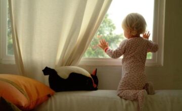 Three-year-old child dies after falling from the 4th floor in Baku