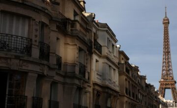Thousands evacuated in Paris for disposal of World War II bomb