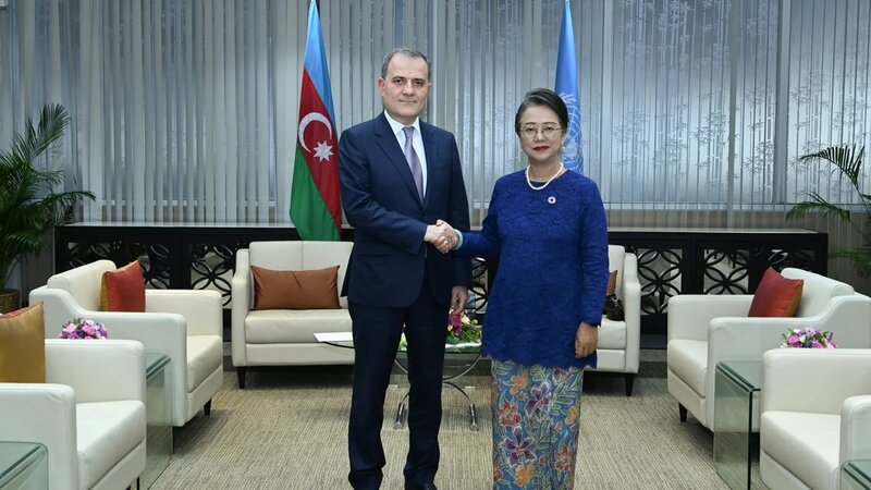 Jeyhun Bayramov met with UN official
