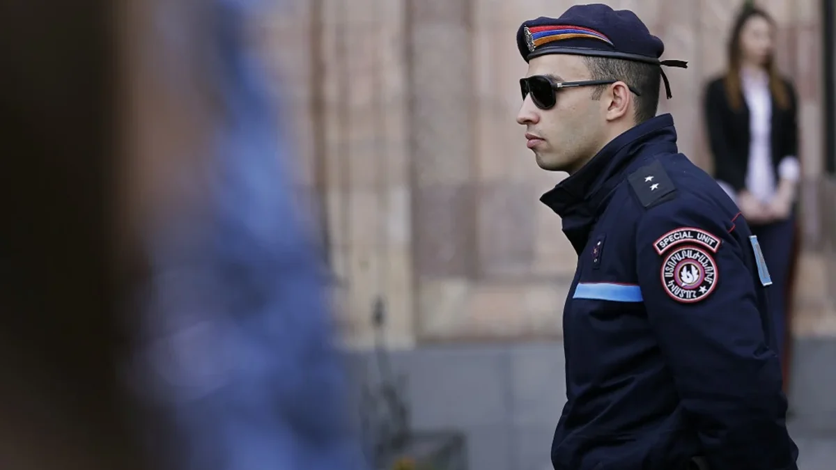 Shooting near Ministry of Economy in Armenia, one person injured