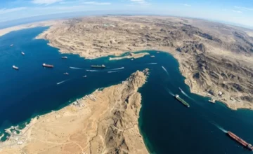 IRGC calls on all ships to pass through the Strait of Hormuz via Iran’s route