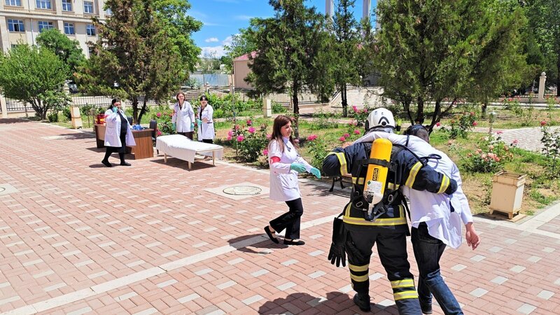 MES held an event on emergency response rules at Nakhchivan Medical College