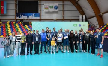 Meeting held with winning teams at the MES Sports and Health Club