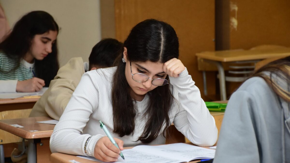 8 people achieved maximum results in the graduation exam