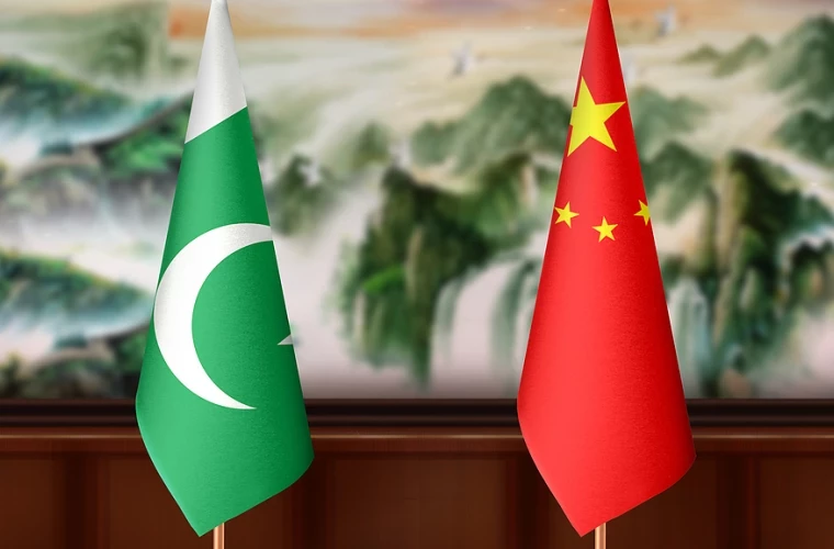 Pakistan calls on China to be a guarantor between the US and Iran
