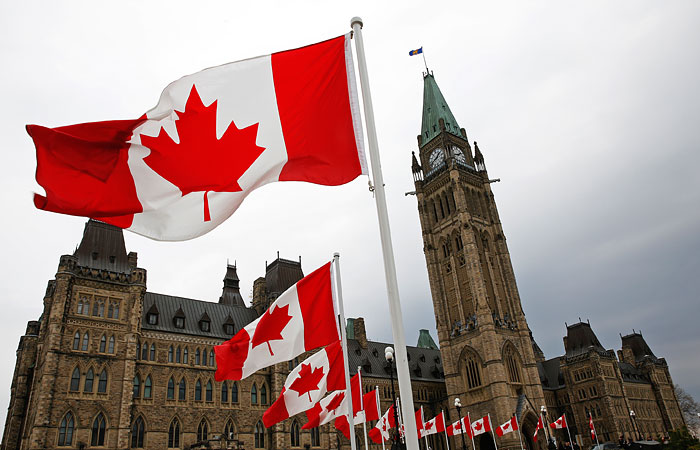 Canadian Defense Minister: “It is time to talk about ending the war in Ukraine”