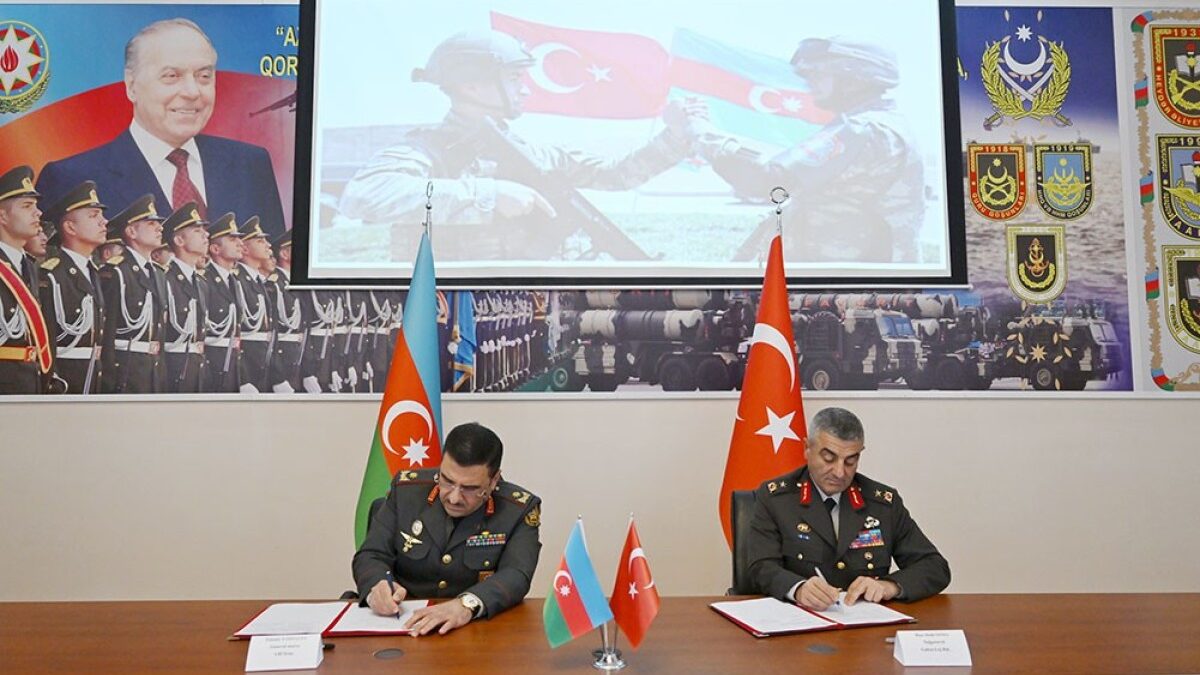 Cooperation in the field of military logistics between Azerbaijan and Turkey discussed, protocol signed