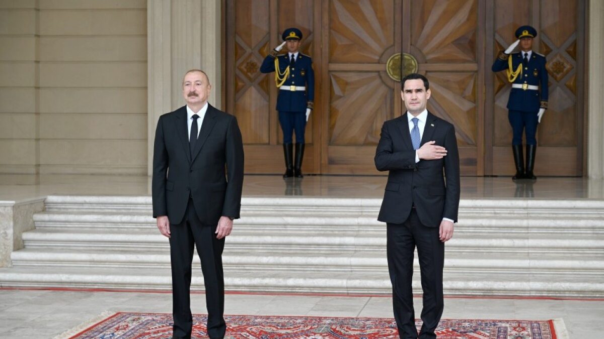 Official welcoming ceremony of the President of Turkmenistan held in Baku