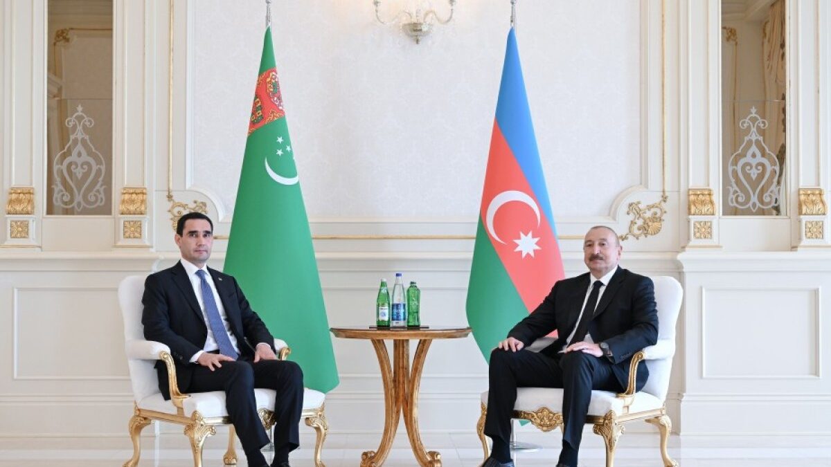 President Ilham Aliyev held a one-on-one meeting with the President of Turkmenistan