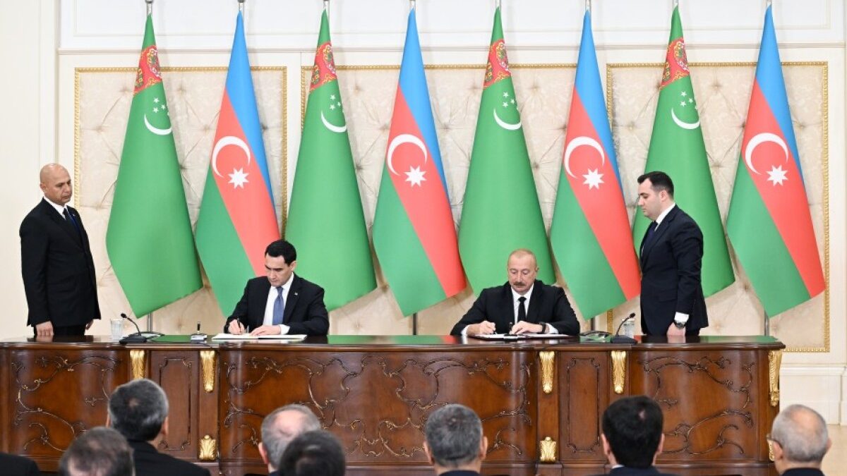 Azerbaijan-Turkmenistan documents exchanged