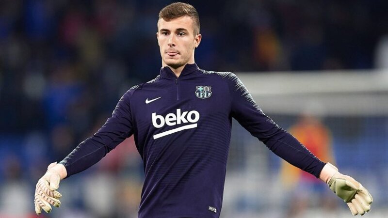 Barcelona sold their goalkeeper to a Greek club for 3 million