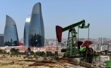 Azerbaijani oil price dropped by more than 3%
