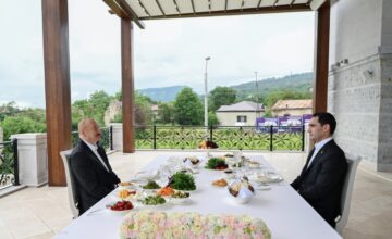 Presidents of Azerbaijan and Turkmenistan have lunch together in Shusha