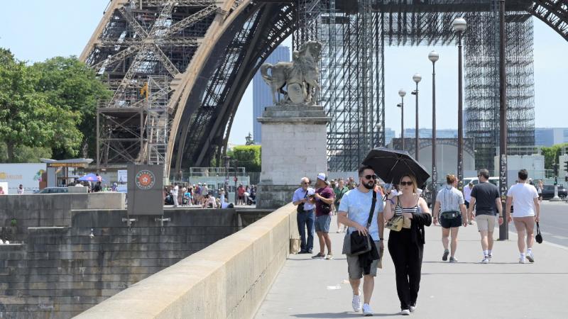One thousand people died during the heatwave in France
